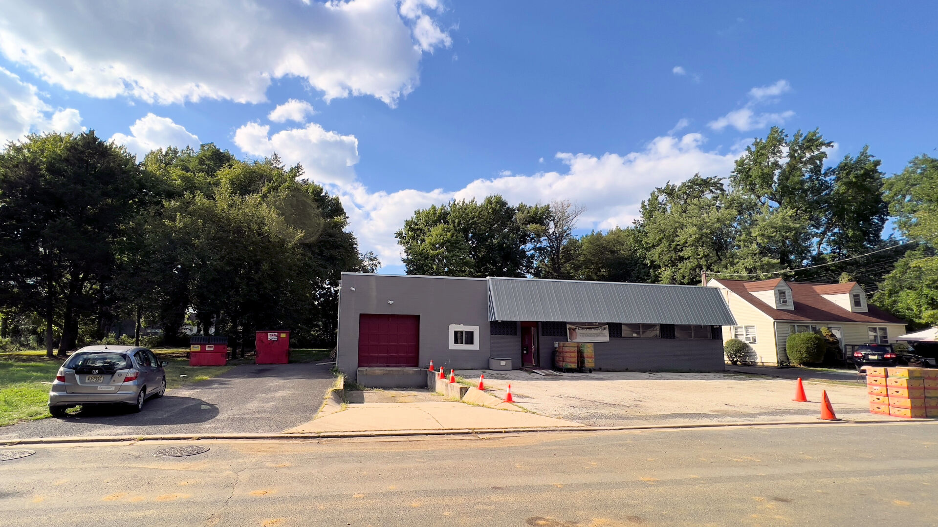 XXX 09012022 CH FOOD PANTRY EXTERIOR.jpg